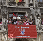 15.05.2016, Fussball 1.Bundesliga 2015/2016, FC Bayern Mnchen feiert die 26.Deutsche Meisterschaft am Rathausbalkon in Mnchen.