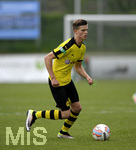 16.05.2016,  Fussball A-Jugend Bundesliga 2015/2016, TSV 1860 Mnchen - Borussia Dortmund, im Sportpark Heimstetten. Dzenis Burnic (Dortmund).