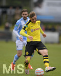 16.05.2016,  Fussball A-Jugend Bundesliga 2015/2016, TSV 1860 Mnchen - Borussia Dortmund, im Sportpark Heimstetten. re: Jacob Bruus Larsen (Dortmund).