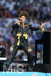 28.05.2016,  Fussball Champions-League Finale 2016, Real Madrid - Atletico Madrid, im Guiseppe Meazza Stadion in Mailand (Italien). Sngerin Alicia Keys (USA) performt auf der Bhne vor dem Finale.