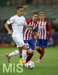 28.05.2016,  Fussball Champions-League Finale 2016, Real Madrid - Atletico Madrid, im Guiseppe Meazza Stadion in Mailand (Italien). v.l. Lucas Vazquez (Real Madrid) gegen Gabi (Atletico Madrid) 
