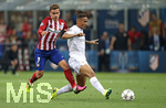 28.05.2016,  Fussball Champions-League Finale 2016, Real Madrid - Atletico Madrid, im Guiseppe Meazza Stadion in Mailand (Italien). v.l. Antoine Griezmann (Atletico Madrid) gegen Danilo (Real Madrid) 
