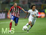 28.05.2016,  Fussball Champions-League Finale 2016, Real Madrid - Atletico Madrid, im Guiseppe Meazza Stadion in Mailand (Italien). v.l. Juanfran (Atletico Madrid) gegen Marcelo (Real Madrid) 
