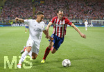 28.05.2016,  Fussball Champions-League Finale 2016, Real Madrid - Atletico Madrid, im Guiseppe Meazza Stadion in Mailand (Italien). v.l. Lucas Vazquez (Real Madrid) gegen Diego Godin (Atletico Madrid) 