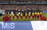 19.06.2016, Fussball EM-2016 Frankreich, Vorrunde, Schweiz - Frankreich, im Grand Stade in Lille. Team Frankreich bei der Hymne.