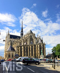09.07.2016, Fussball EM-2016 Frankreich, Land und Leute, Die Kathedrale von Amiens im Norden von Frankreich.  Notre Dame d?Amiens. Das Bauwerk ist in die Liste des Weltkulturerbes der UNESCO aufgenommen und ist seit 1998 auch Teil des Weltkulturerbes ?Jakobsweg in Frankreich?.  