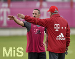 14.07.2016,  Fussball 1. Liga 2016/2017, FC Bayern Mnchen,  Training an der Sbenerstrasse, v.l. Franck Ribery (FC Bayern Mnchen) und Trainer Carlo Ancelotti (FC Bayern Mnchen) 