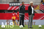22.07.2016, Fussball Frauen-Lnderspiel , Testspiel, Deutschland - Ghana, in der Benteler-Arena Paderborn. v.l. Co-Trainerin Stephanie 