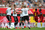 22.07.2016, Fussball Frauen-Lnderspiel , Testspiel, Deutschland - Ghana, in der Benteler-Arena Paderborn. Jubel Deutschland zum Tor zum 4:0