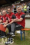 23.07.2016,  Fussball 1.Liga 2016/2017, Testspiel, SpVgg Landshut - FC Bayern Mnchen, in Landshut. v.re: Trainer Carlo Ancelotti (FC Bayern Mnchen), Co-Trainer Paul Clement (FC Bayern Mnchen), Co-Trainer Hermann Gerland (FC Bayern Mnchen).