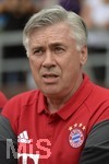 23.07.2016,  Fussball 1.Liga 2016/2017, Testspiel, SpVgg Landshut - FC Bayern Mnchen, in Landshut. Trainer Carlo Ancelotti (FC Bayern Mnchen) sitzt auf der Bank.