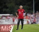 23.07.2016,  Fussball 1.Liga 2016/2017, Testspiel, SpVgg Landshut - FC Bayern Mnchen, in Landshut. Trainer Carlo Ancelotti (FC Bayern Mnchen) nachdenklich an der Seitenlinie. 