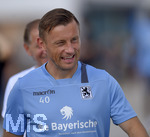 17.08.2016,  Fussball 2.Liga 2016/2017, TSV 1860 Mnchen, Training an der Grnwalderstrasse.     Ivica Olic (TSV 1860 Mnchen) lacht herzlich.
