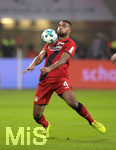 12.01.2018,  Fussball 1.Liga 2017/2018, 18.Spieltag, Bayer Leverkusen - FC Bayern Mnchen, in der BayArena Leverkusen. Jonathan Tah (Leverkusen) am Ball.