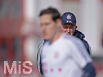 05.03.2018,  Fussball 1.Liga 2017/2018,  FC Bayern Mnchen Training an der Sbenerstrasse in Mnchen. Trainer Jupp Heynckes (FC Bayern Mnchen) nachdenklich.