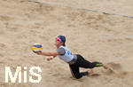 23.06.2018, Die Techniker Beach Tour 2018, Beach-Volleyball, in Dsseldorf, Damen-Finale,  Melanie Gernert (Berlin) im Sand. 