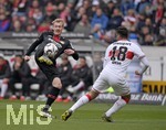 13.04.2019, Fussball 1. Bundesliga 2018/2019, 29. Spieltag, VfB Stuttgart - Bayer Leverkusen, in der Mercedes-Benz-Arena Stuttgart,  li: Julian Brandt (Leverkusen) gegen Ozan Kabak (Stuttgart).


 
