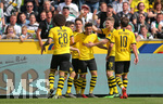 18.05.2019, Fussball 1. Bundesliga 2018/2019, 34. Spieltag, Borussia Mnchengladbach - Borussia Dortmund, im Borussia-Park Mnchengladbach. Jubel BVB zum Tor zum 0:1


