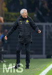 05.11.2019, Fussball UEFA Champions League 2019/2020, Gruppenphase, 4.Spieltag, Borussia Dortmund - Inter Mailand, im Signal-Iduna-Park Dortmund. Trainer Lucien Favre (Dortmund) in rage.


