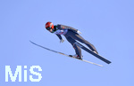 01.01.2020, Skispringen Vierschanzentournee, Neujahrsspringen in Garmisch Partenkirchen auf der groen Olympiaschanze,  Constantin Schmid (GER) in der Luft.