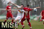 17.02.2024, Fussball 2.Liga sterreich 2023/2024, FC Dornbirn - FC Liefering, in Dornbirn, von links:  Luka Reischl (Liefering) gegen William Rodrigues (Dornbirn)