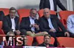 13.04.2024, Fussball 1. Bundesliga 2023/2024, 29.Spieltag, FC Bayern Mnchen - 1.FC Kln, in der Allianz-Arena Mnchen.  Karl Hopfner (Bayern Mnchen), Ex-Vorstandsvorsitzender Karl-Heinz Rummenigge (FC Bayern Mnchen) und Ehren-Prsident und Aufsichtsratsmitglied Uli Hoene (FC Bayern, Hoeness) 

