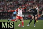 30.04.2024,  Fussball UEFA Championsleague 2023/2024: Halbfinale,  FC Bayern Mnchen - Real Madrid, in der Allianz-Arena Mnchen.  (L-R) Jamal Musiala (Bayern Mnchen) gegen Toni Kroos (Real Madrid)


