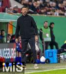28.10.2025, Fussball DFB-Pokal 2025/2026, 2.Runde, FC Augsburg - VfL Bochum, in der WWK-Arena Augsburg. Trainer Sandro Wagner (FC Augsburg) an der Seitenlinie.