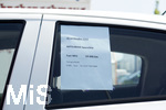 21.06.2020, Zu Verkaufen, steht auf einem Zettel in einem Auto auf einem Parkplatz in Mnchen.
