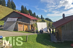 15.09.2018, Bergwandern in Bayern, am Mittag bei Immenstadt im Allgu.  Auf der Alpe Oberberg finden gerade Dreharbeiten fr eine ARD-TV-Produktion, einen Heimatfilm 