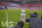08.05.2022, Fussball 1. Bundesliga 2021/2022, 33. Spieltag, FC Bayern Mnchen - VfB Stuttgart, in der Allianz-Arena Mnchen. Die Meisterschale wird prsentiert, 


