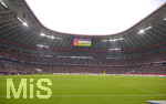 08.05.2022, Fussball 1. Bundesliga 2021/2022, 33. Spieltag, FC Bayern Mnchen - VfB Stuttgart, in der Allianz-Arena Mnchen. Volle Zuschauerrnge beim letzten Heimspiel.


