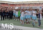 15.05.2022, Fussball 2. Bundesliga 2021/2022, 34. Spieltag, 1.FC Nrnberg - FC Schalke 04, im Max-Morlock-Stadion Nrnberg, Die Schalker feiern die Meisterschaft in der 2.Liga


