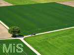 20.05.2022,  Bad Wrishofen, Luftbild, Felder bei Irsingen,  Landwirt fhrt mit seinem Traktor einen Weg entlang