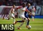 27.05.2023, Fussball 1. Bundesliga 2022/2023, 34. Spieltag, RB Leipzig - FC Schalke 04, in der Red Bull Arena Leipzig. (L-R) Christopher Nkunku (RB Leipzig) gegen Henning Matriciani (Schalke 04)


