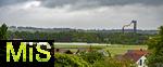 01.06.2024, Bad Wrishofen im Unterallgu, Hochwasser nach andauernden Regenfllen, der Wrthbach hat die Wiesen vor der Autobahn A96 zum Skylinepark bei Kirchdorf berschwemmt.  