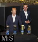 03.06.2024, Fussball Europameisterschaft 2024,  Besuch von Bundeskanzler Olaf Scholz im EM-Stadion Mnchen Fuball Arena.  v.li:  Bundeskanzler Olaf Scholz, Wolf Tiedemann (CEO PreZero International), zum Thema Rohstoffrecycling und Nachhaltige EM 2024.
