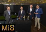 03.06.2024, Fussball Europameisterschaft 2024,  Besuch von Bundeskanzler Olaf Scholz im EM-Stadion Mnchen Fuball Arena.  v.li: Philipp Lahm,  Bundeskanzler Olaf Scholz, Wolf Tiedemann (CEO PreZero International), Jens Thiemer (Vorstand der Lidl Stiftung), zum Thema Rohstoffrecycling und Nachhaltige EM 2024.
