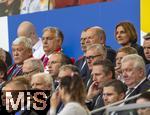 19.06.2024, Fussball UEFA EURO 2024, Vorrunde, 2.Spieltag, Deutschland - Ungarn, in der Stuttgart Arena. Ehrentribne, Viktor Orban (li, , Ministerprsident Ungarn), mitte: Bundeskanzler Deutschland Olaf Scholz mit Ehefrau Britta Ernst (re).

