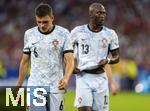 26.06.2024, Fussball UEFA EURO 2024, Vorrunde, 3.Spieltag, Georgien - Portugal, in der Arena AufSchalke Gelsenkirchen,  v.li: Joao Palhinha (Portugal) und Danilo Pereira (Portugal) unzufrieden.

