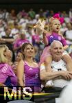 29.06.2024, Fussball UEFA EURO 2024, Achtelfinale, Deutschland - Dnemark, in der BVB-Arena Dortmund, Lisa (mitte) die Frau von Niclas Fllkrug (Deutschland) mit Tochter und Familie

