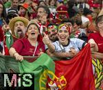 01.07.2024, Fussball UEFA EURO 2024, Achtelfinale, Portugal - Slowenien, in der Frankfurt Arena Frankfurt am Main, Die portugiesischen Fans feiern

