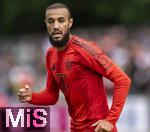 24.07.2024, Fussball 1. Bundesliga 2024/2025, Testspiel im Trainingslager des FC Bayern Mnchen in Rottach-Egern am Tegernsee am Sportplatz Birkenmoos, FC Rottach Egern - FC Bayern Mnchen, Noussair Mazraoui (FC Bayern Mnchen) 
