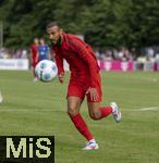 24.07.2024, Fussball 1. Bundesliga 2024/2025, Testspiel im Trainingslager des FC Bayern Mnchen in Rottach-Egern am Tegernsee am Sportplatz Birkenmoos, FC Rottach Egern - FC Bayern Mnchen, Noussair Mazraoui (FC Bayern Mnchen) am Ball 