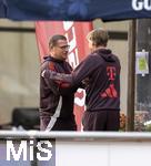 24.07.2024, Fussball 1. Bundesliga 2024/2025, Testspiel im Trainingslager des FC Bayern Mnchen in Rottach-Egern am Tegernsee am Sportplatz Birkenmoos, FC Rottach Egern - FC Bayern Mnchen, v.li: Sportvorstand Max Eberl (Bayern Mnchen) shakehands mit Sportdirektor Christoph Freund (Bayern Mnchen) 