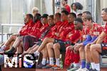 24.07.2024, Fussball 1. Bundesliga 2024/2025, Testspiel im Trainingslager des FC Bayern Mnchen in Rottach-Egern am Tegernsee am Sportplatz Birkenmoos, FC Rottach Egern - FC Bayern Mnchen, Treainerbank mit Co-Trainer Floribert Ngalula (FC Bayern Mnchen, NGalula), Co-Trainer Rene Maric (FC Bayern Mnchen), Co-Trainer Aaron Danks (Bayern Mnchen), Sportdirektor Christoph Freund (Bayern Mnchen), 