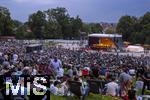 27.07.2024, Konzert in Mindelheim im Unterallgu: ?Mondlicht-Open-Air? mit dem Orchester Frisch Gestrichen unter der Leitung von Nils Schad, an der Schwabenwiese Mindelheim. 