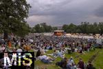 27.07.2024, Konzert in Mindelheim im Unterallgu: ?Mondlicht-Open-Air? mit dem Orchester Frisch Gestrichen unter der Leitung von Nils Schad, an der Schwabenwiese Mindelheim. 