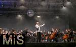 27.07.2024, Konzert in Mindelheim im Unterallgu: ?Mondlicht-Open-Air? mit dem Orchester Frisch Gestrichen unter der Leitung von Nils Schad, an der Schwabenwiese Mindelheim. 