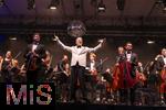 27.07.2024, Konzert in Mindelheim im Unterallgu: ?Mondlicht-Open-Air? mit dem Orchester Frisch Gestrichen unter der Leitung von Nils Schad, an der Schwabenwiese Mindelheim.  Orchesterleitung Nils Schad 